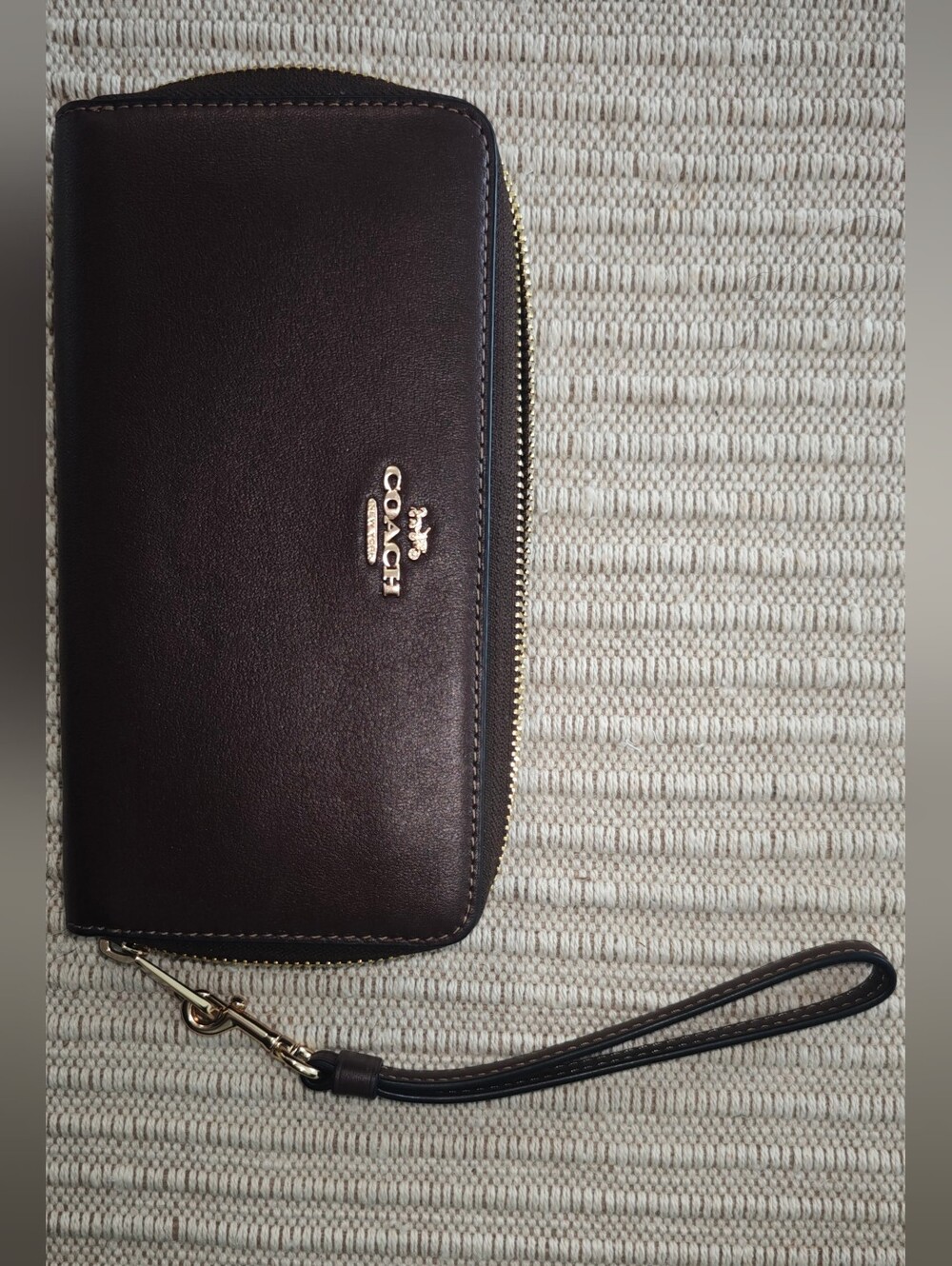 COACH Brown and White Cowhide Swing Shoulder Bag